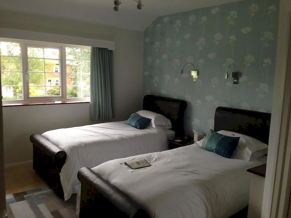 Silverstone Guest House Exterior foto